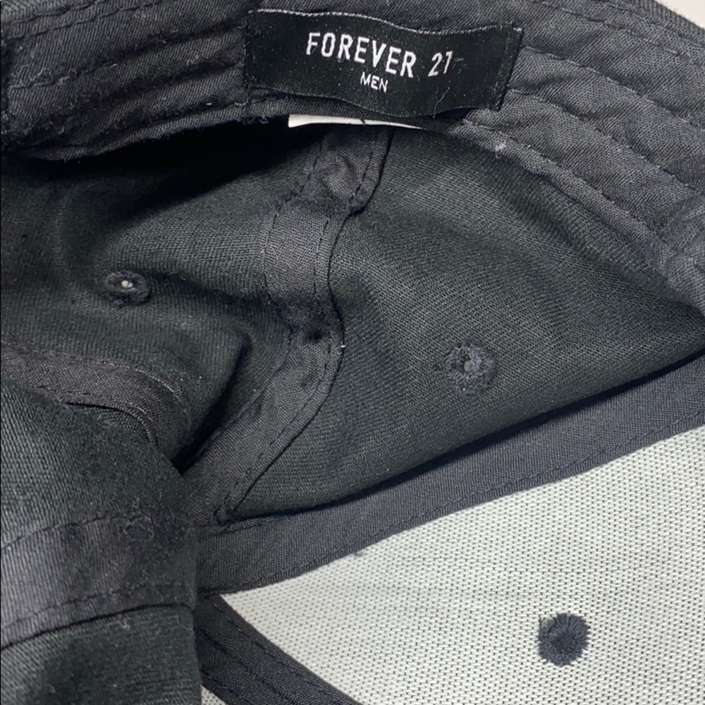 Currently Single cap - Picture 2 of 3